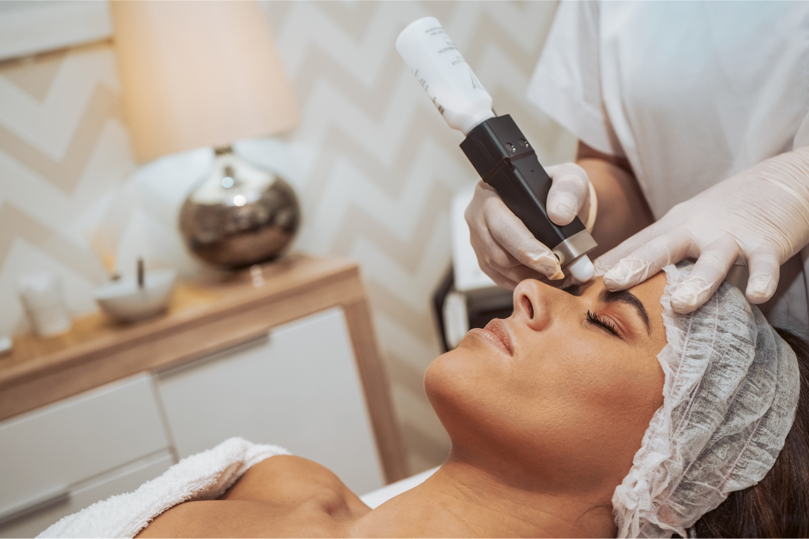 Aesthetic skin treatment